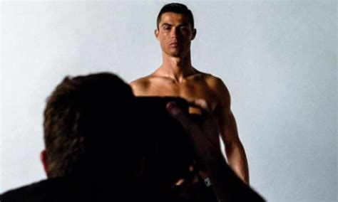 ronaldo nude|Cristiano Ronaldo Nude Pics, Videos & Leaked *NSFW*!